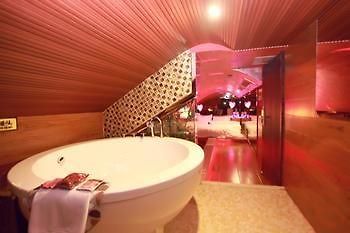 Hangzhou Jade Theme Hotel Exterior foto